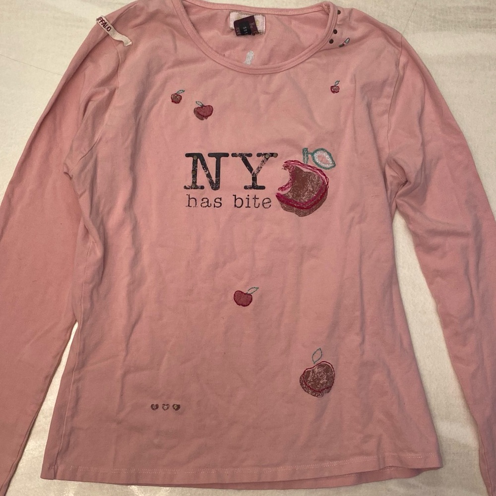Y2K Buffalo Pink New York NYC Apple Long sleeve Large